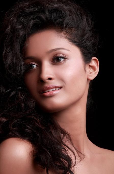 Odisha girl Sushree Shreya Mishra has made it to the grand finale of Femina Miss India-2015 to be held on March 28. She has found place among the 21 ... - sushree-shreya-mishra-bhubaneswa-rbuzz