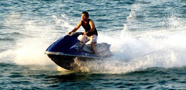 Coming This dussehra vacation, Jet skiing in Puri  – No need to plan for Goa